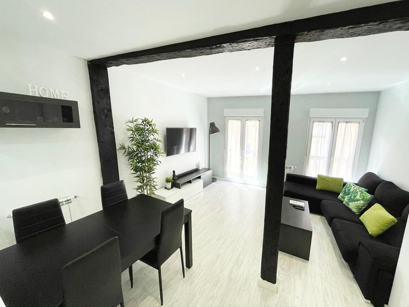 Luminoso Apartamento En Pleno Centro De Santender Kültér fotó